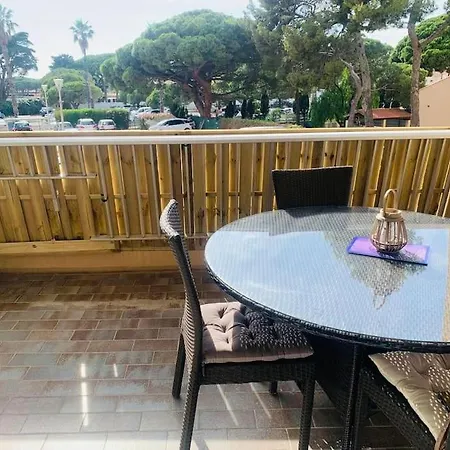 Port Confort Terrasse/parking Prive Διαμέρισμα *
